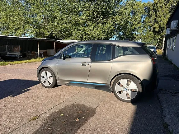 BMW I3