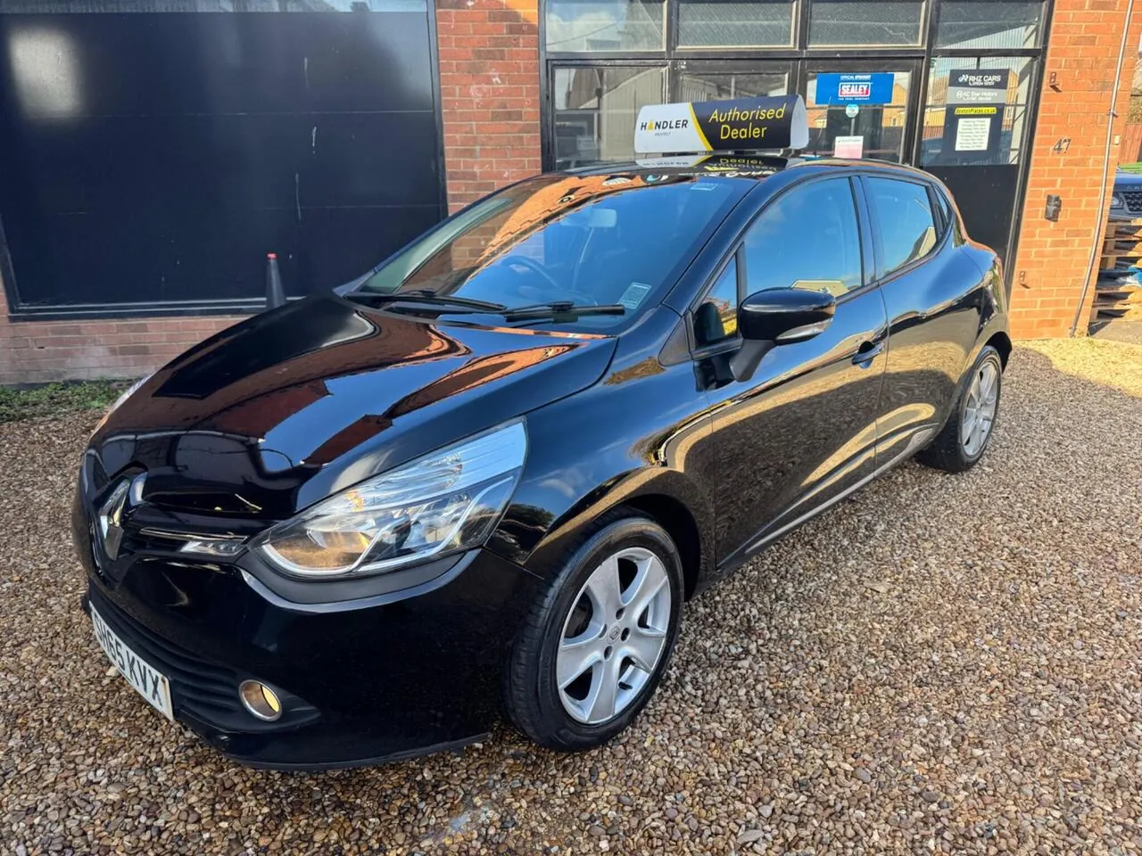 Renault Clio 2015 photo 3