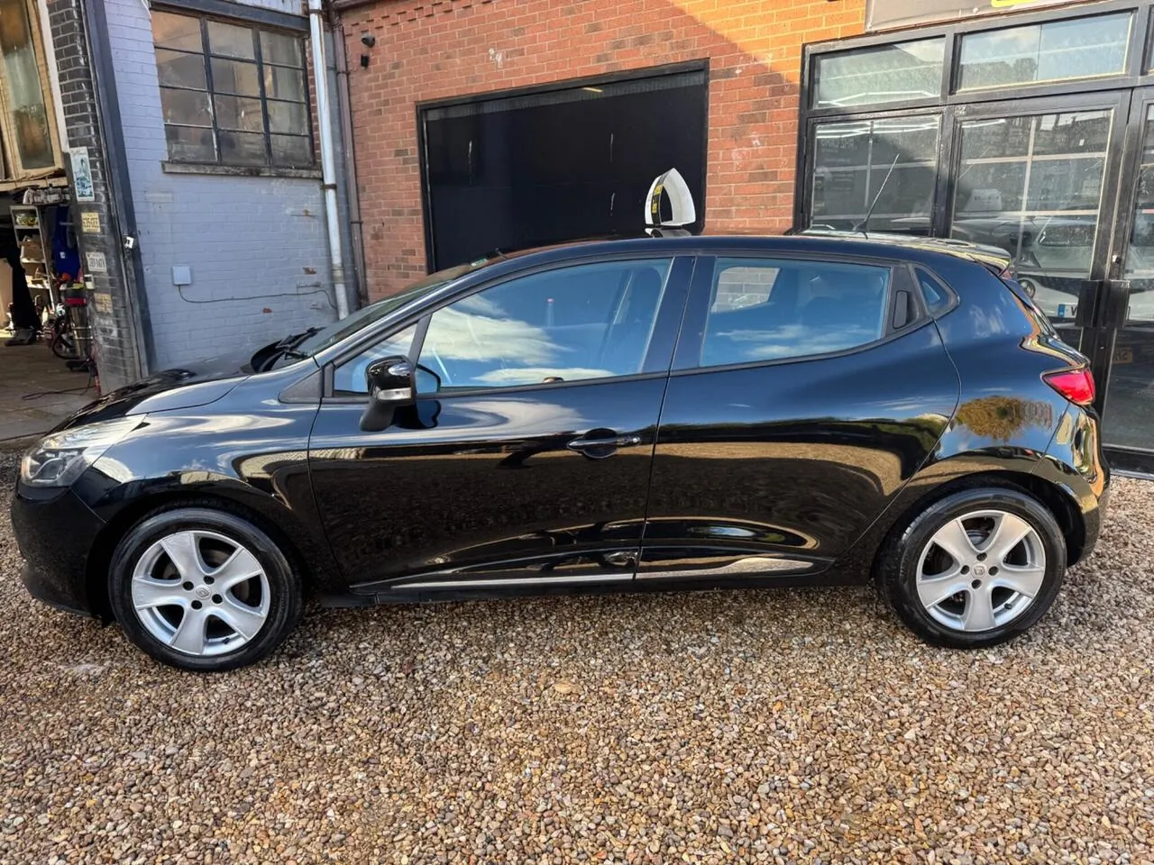 Renault Clio 2015 photo 5