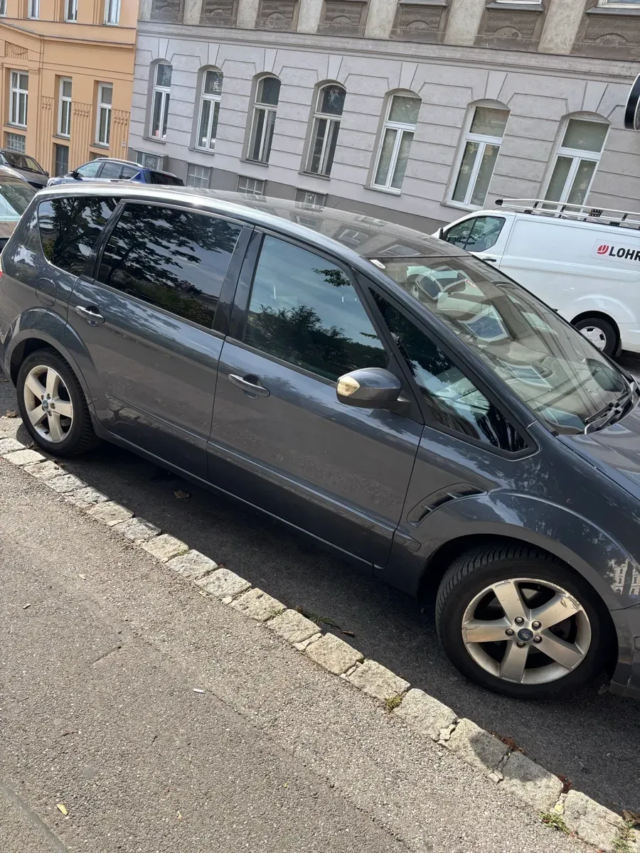 Ford S-Max 2008 photo 2
