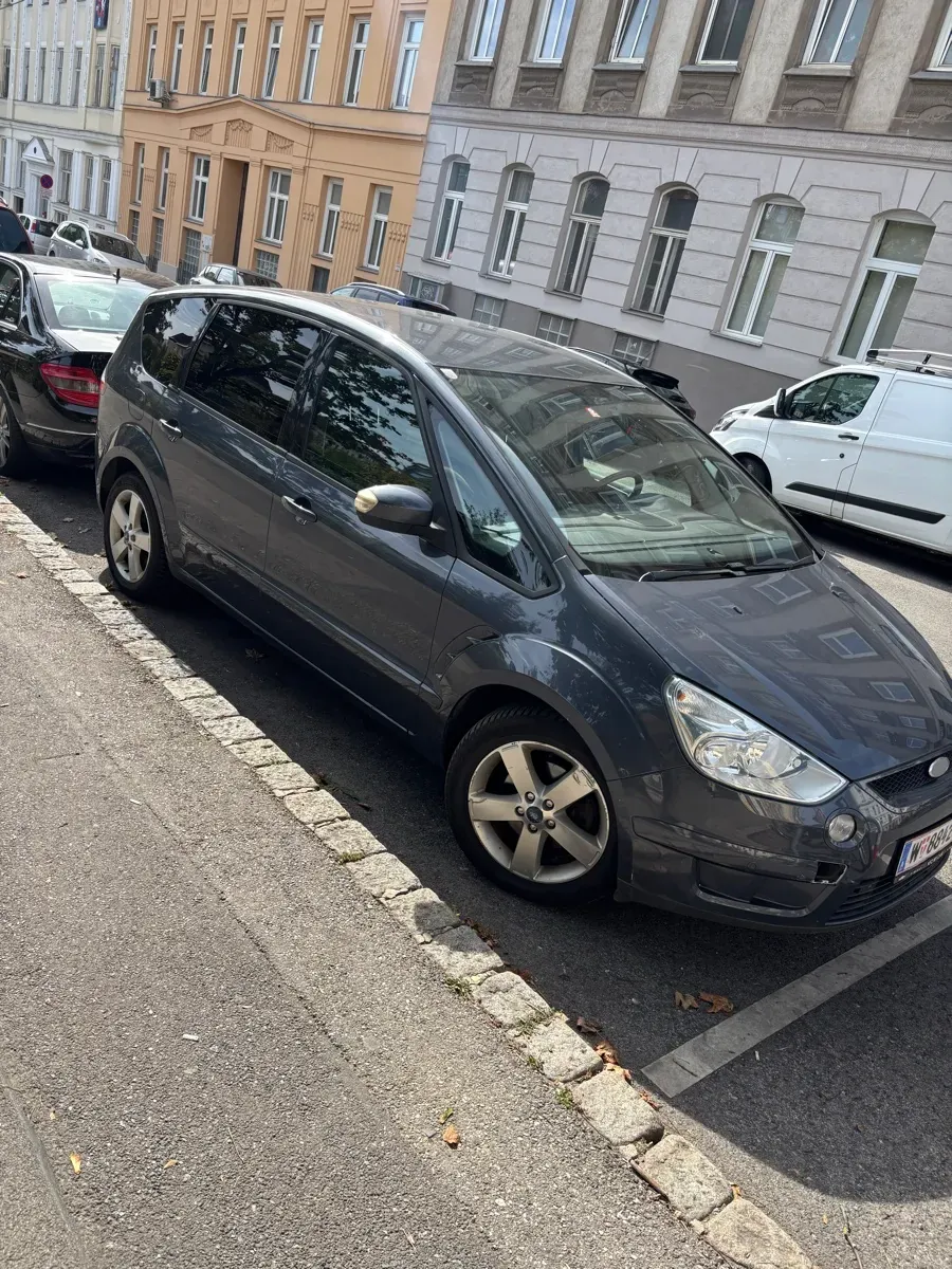 Ford S-Max