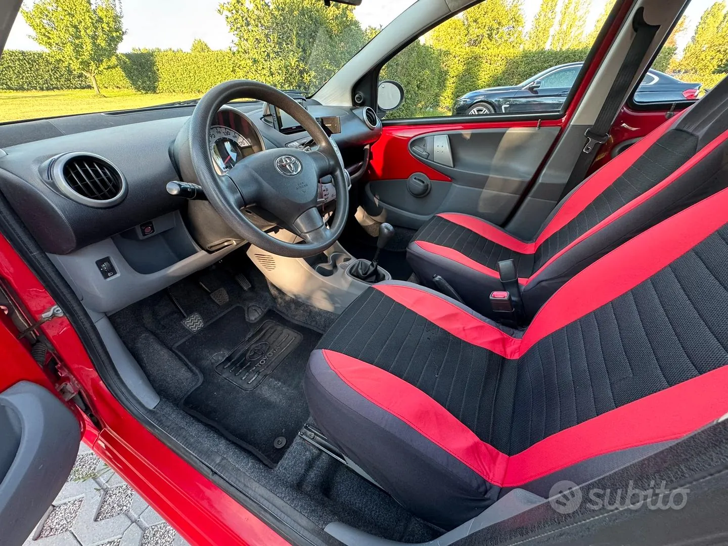 Toyota Aygo 2011 photo 5