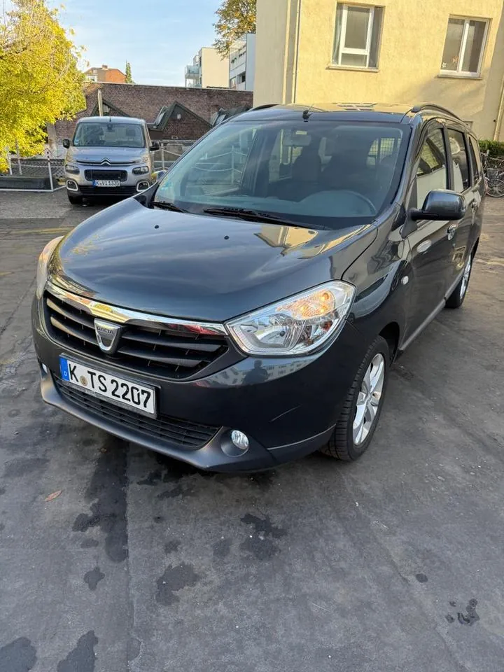 Dacia Lodgy
