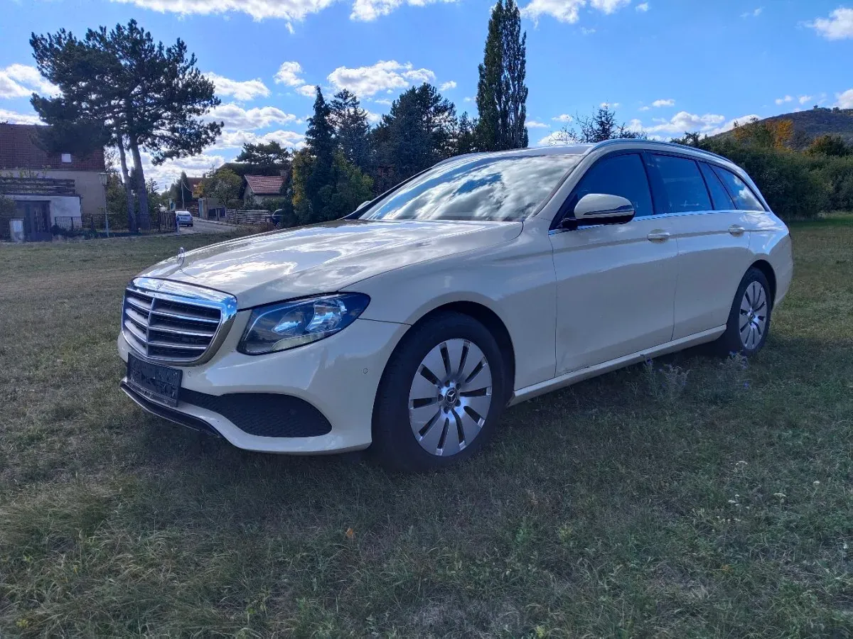 Mercedes-Benz Eklasse 2018 photo 2