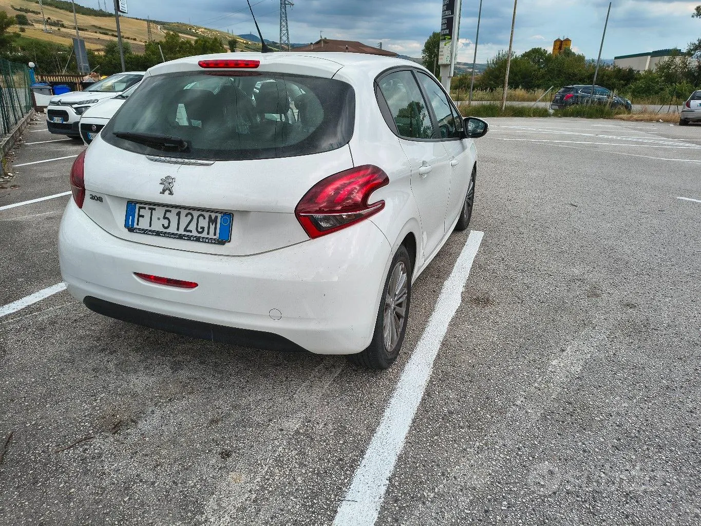 Peugeot 208 2018 photo 2