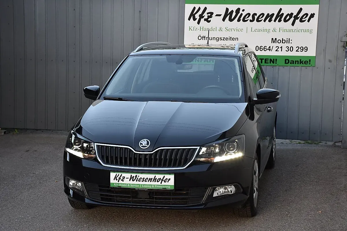 Skoda Fabia 2015 photo 2