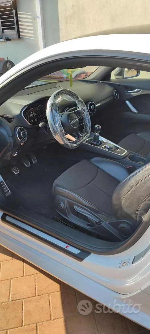 Audi Tt 2015 photo 4