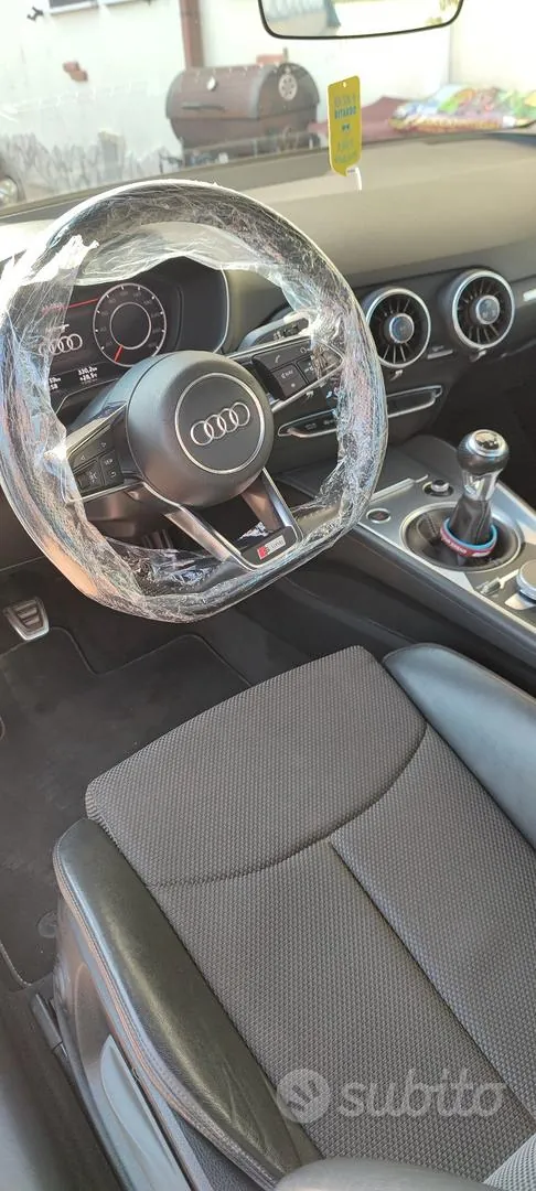 Audi Tt 2015 photo 3