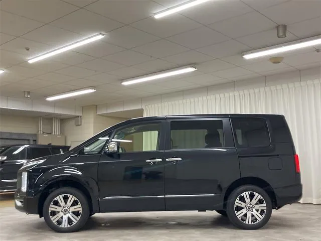 Mitsubishi Delica D:5 2025 photo 5