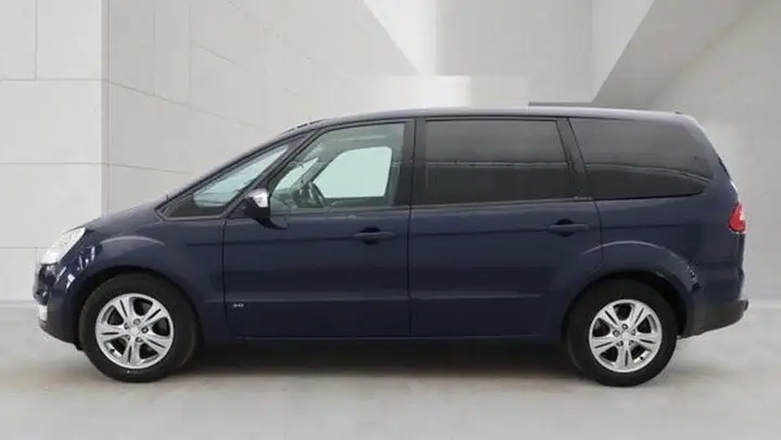 Ford Galaxy 2008 photo 3