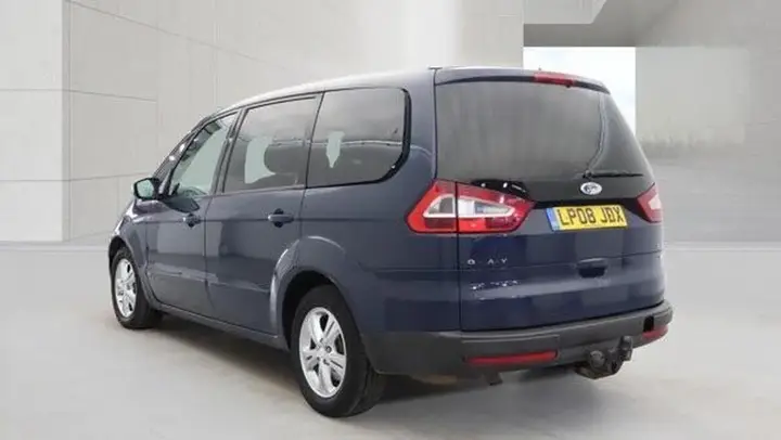 Ford Galaxy 2008 photo 4