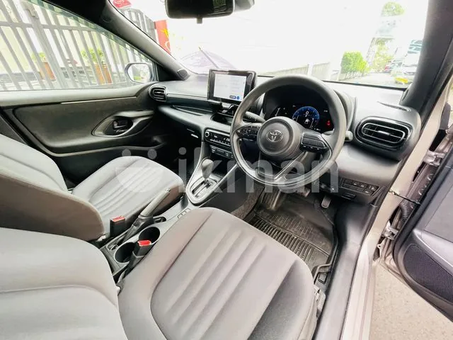 Toyota Yaris 2024 photo 3