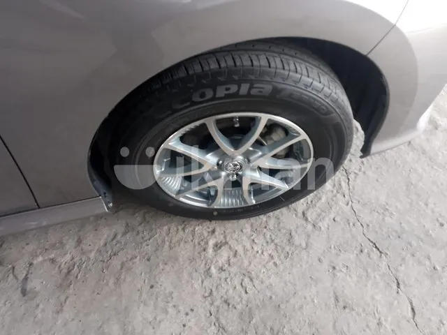 Toyota Yaris 2024 photo 5