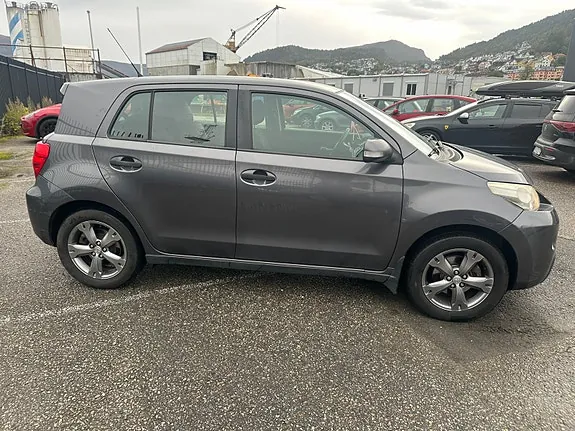 Toyota Urban Cruiser 2010 photo 4