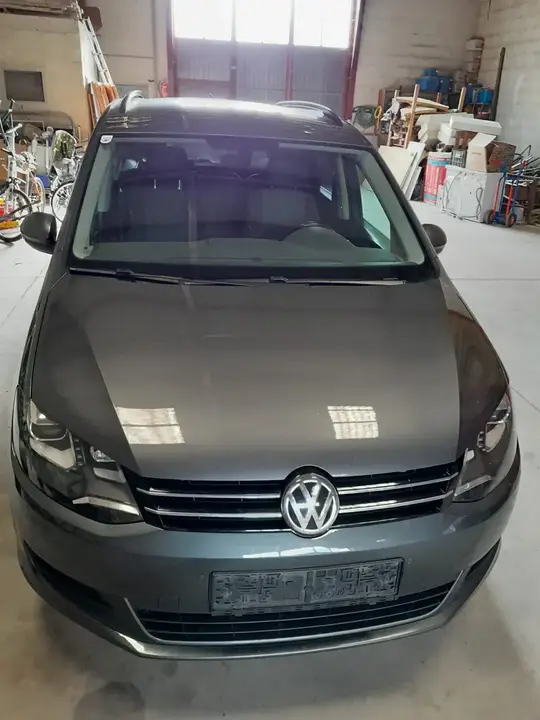 Volkswagen Sharan 2016 photo 2