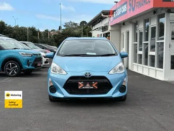 Toyota Aqua 2015 photo 3