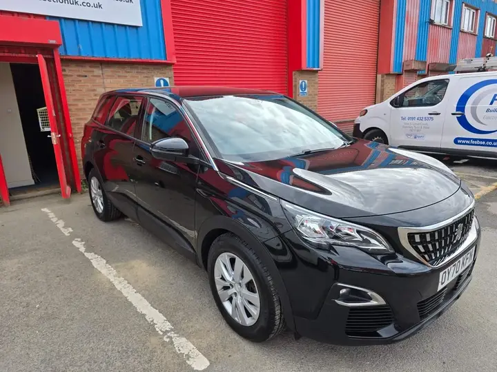 Peugeot 5008