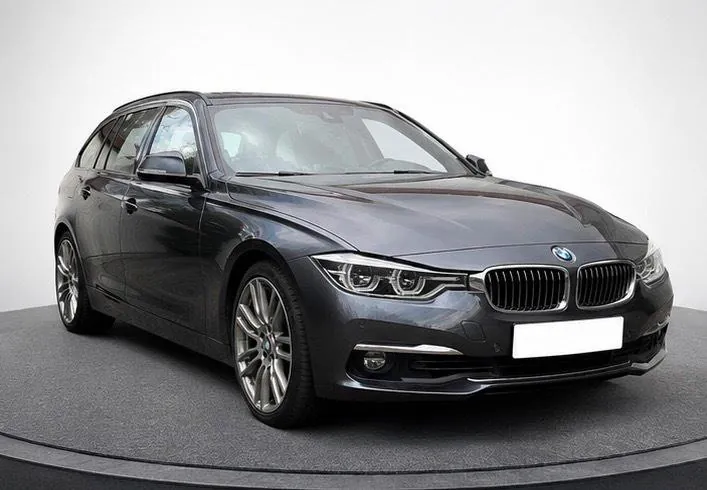 BMW 320I