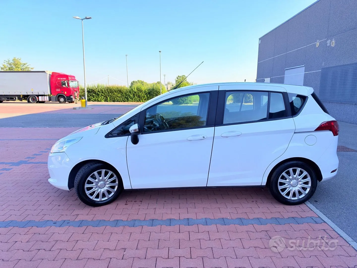 Ford B-Max 2016 photo 3