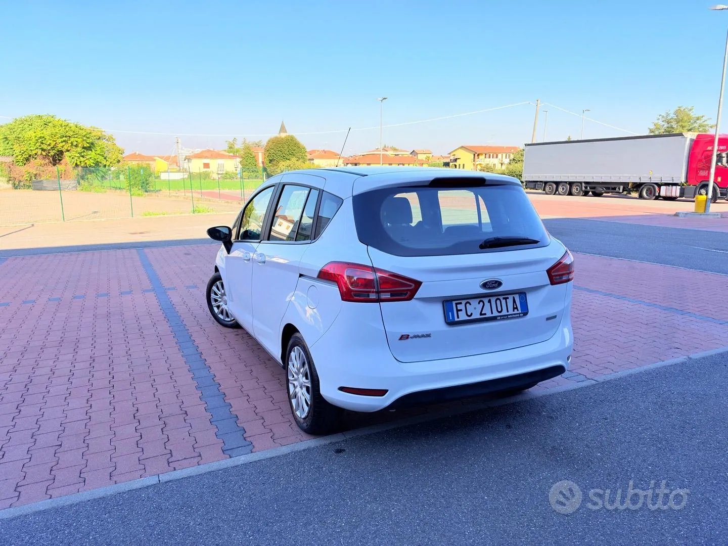 Ford B-Max 2016 photo 4