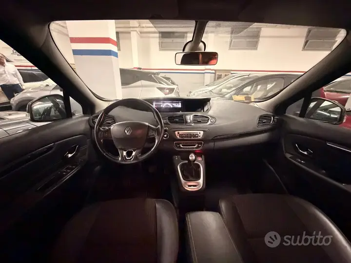 Renault Scenic 2013 photo 5