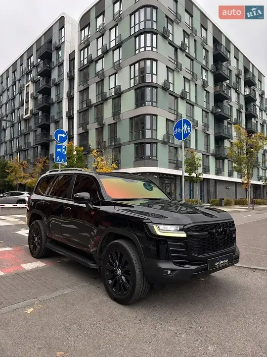 Toyota Land Cruiser 2022 photo 2
