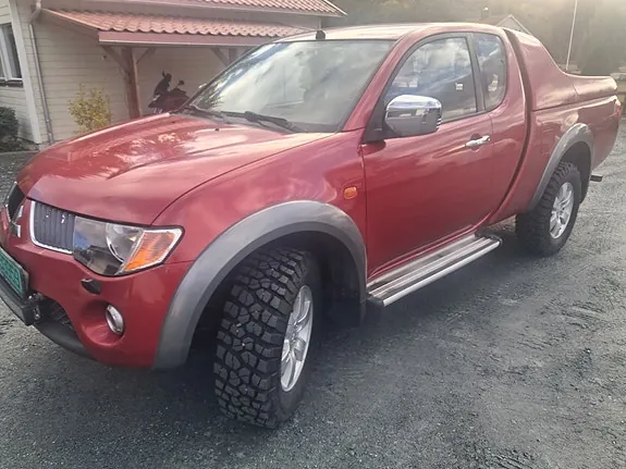 Mitsubishi L200 Club Cab