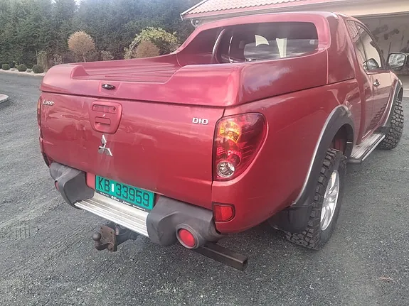 Mitsubishi L200 Club Cab 2007 photo 4
