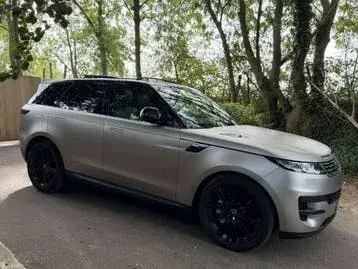 Land Rover Range Rover Sport 2025 photo 4