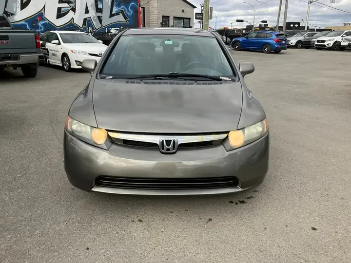 Honda Civic 2008 photo 2