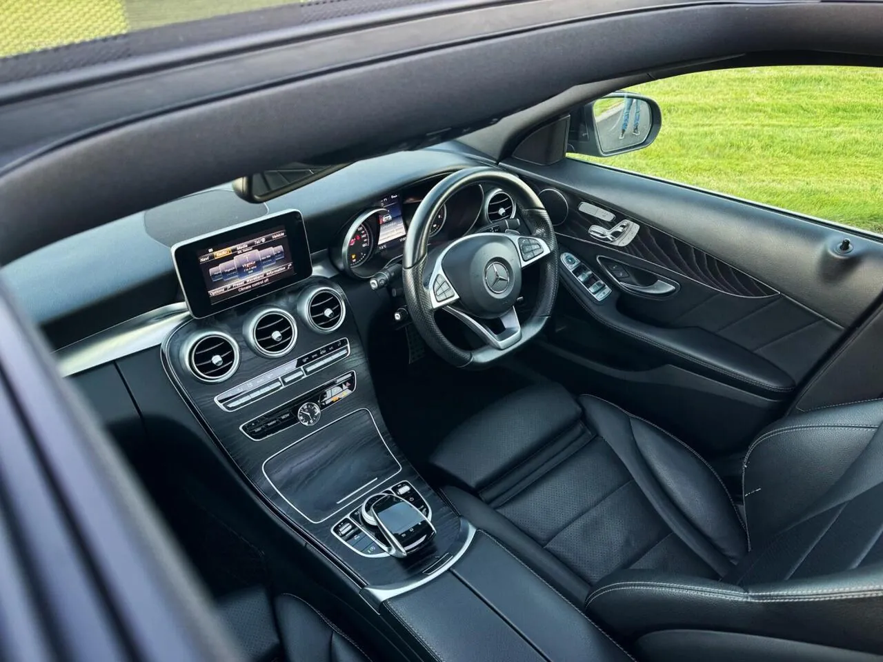 Mercedes-Benz C-Class 2016 photo 2