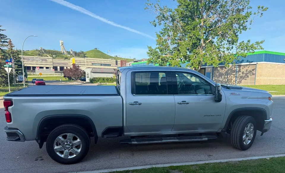 Chevrolet Silverado 2500Hd 2020 photo 2