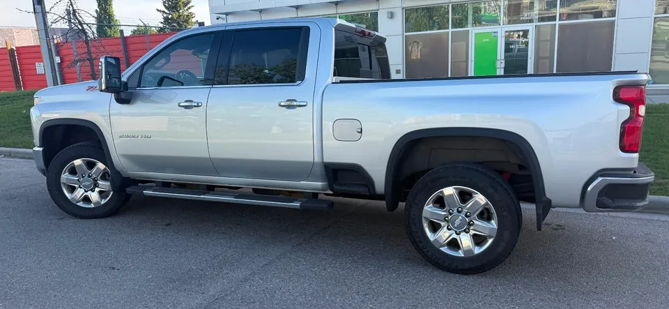 Chevrolet Silverado 2500Hd 2020 photo 3