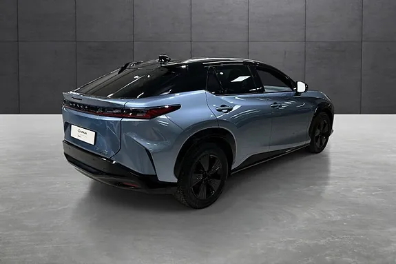Lexus Rz450E 2024 photo 5