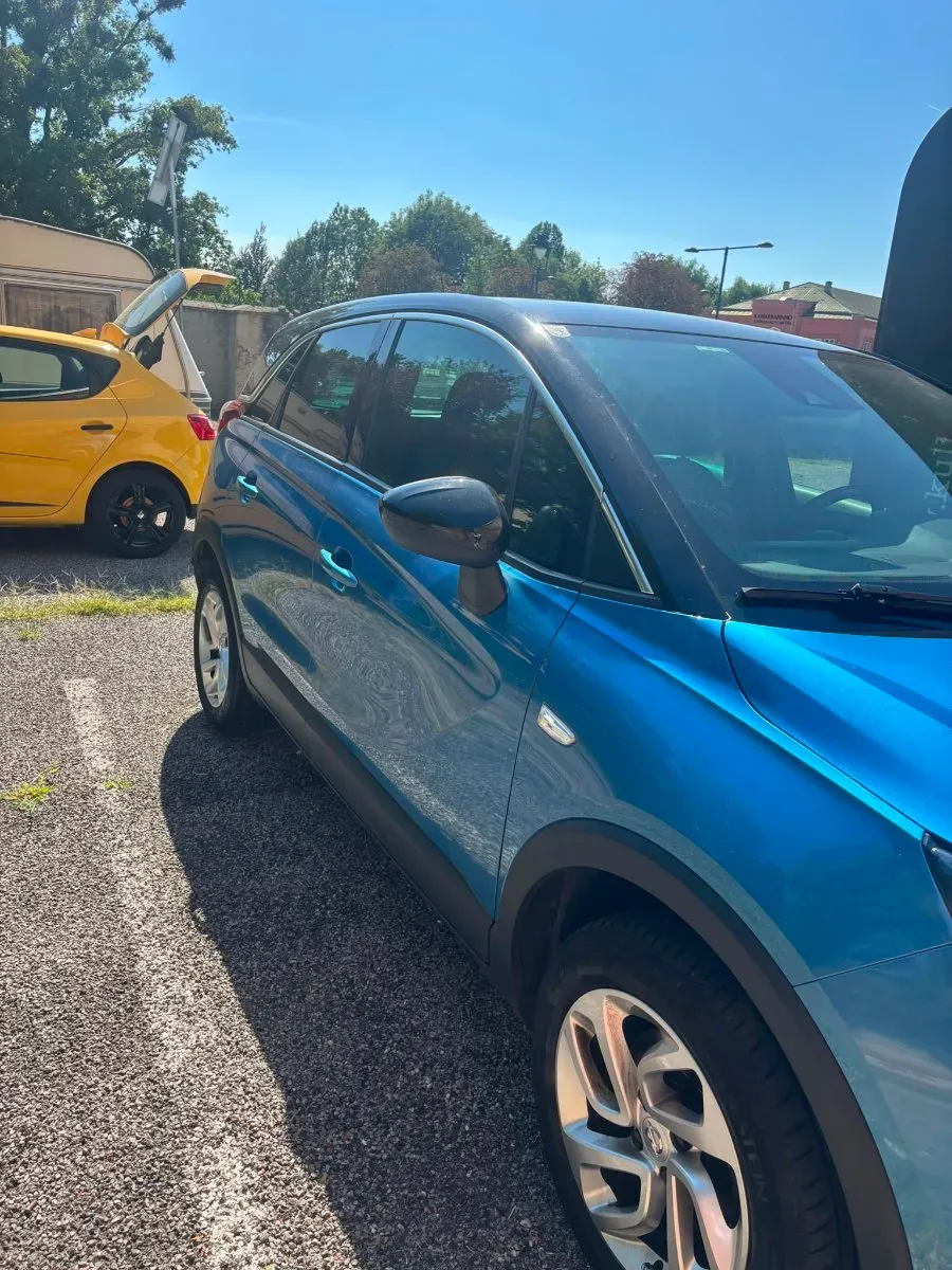 Opel Crossland X 2019 photo 3