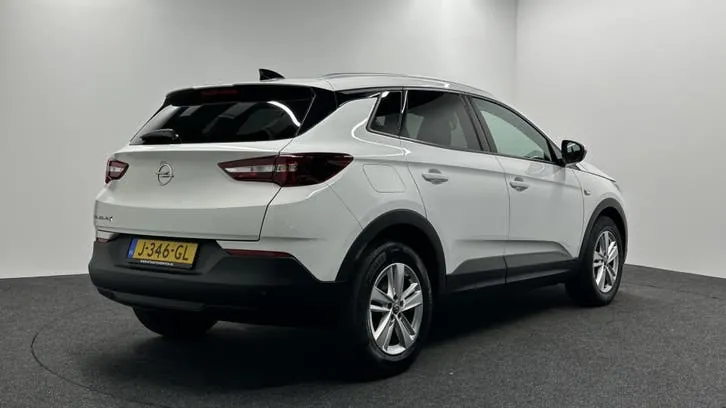 Opel Grandland X 2020 photo 2