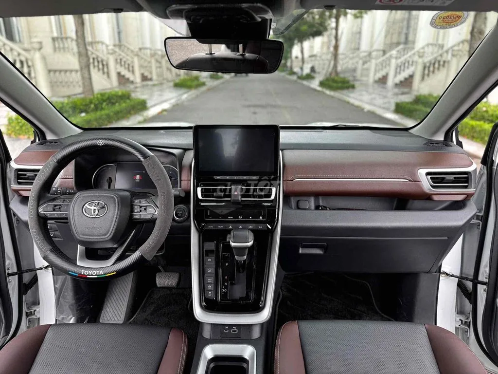 Toyota Innova Cross 2026 photo 5