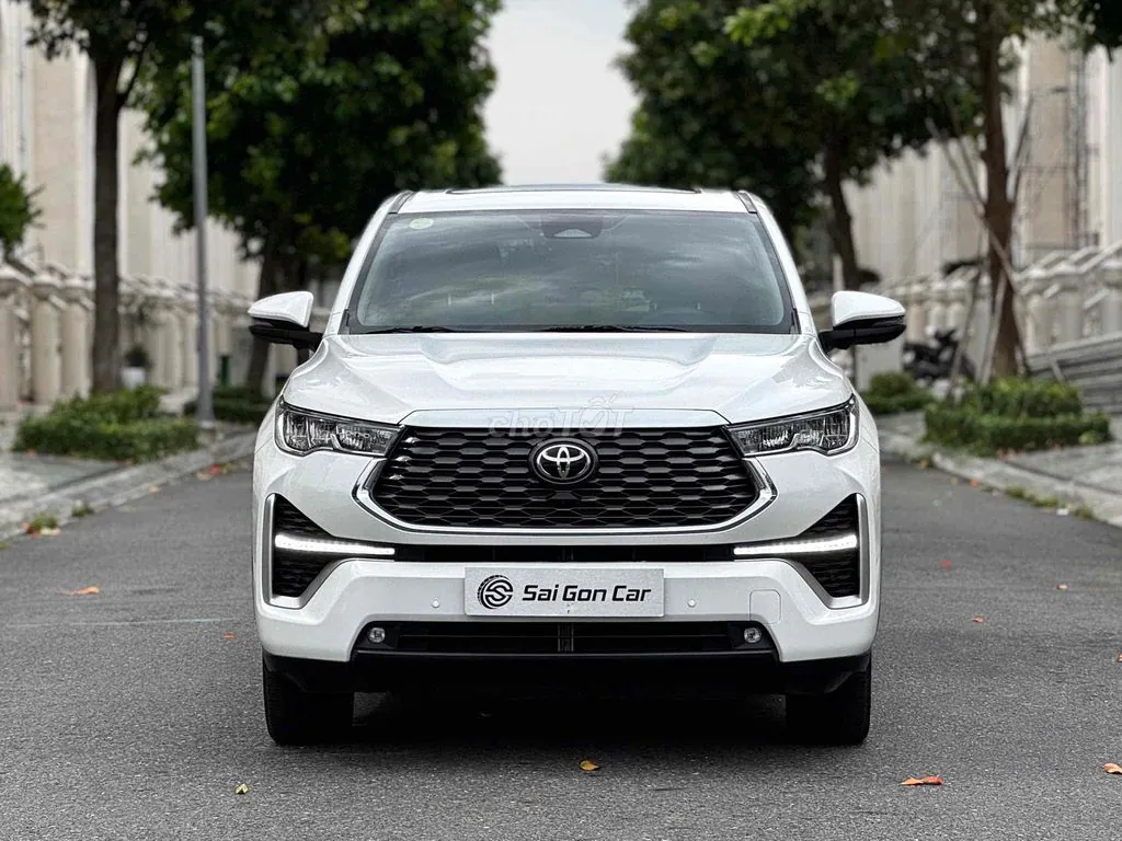 Toyota Innova Cross 2026 photo 2