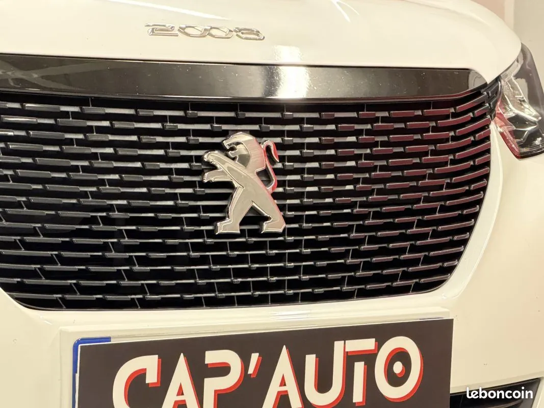 Peugeot 2008 2022 photo 5