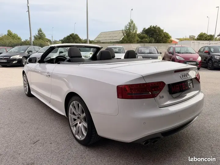 Audi A5 2011 photo 3