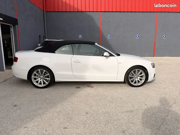 Audi A5 2011 photo 5