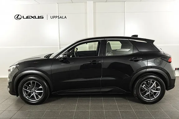 Lexus Lbx 2025 photo 2