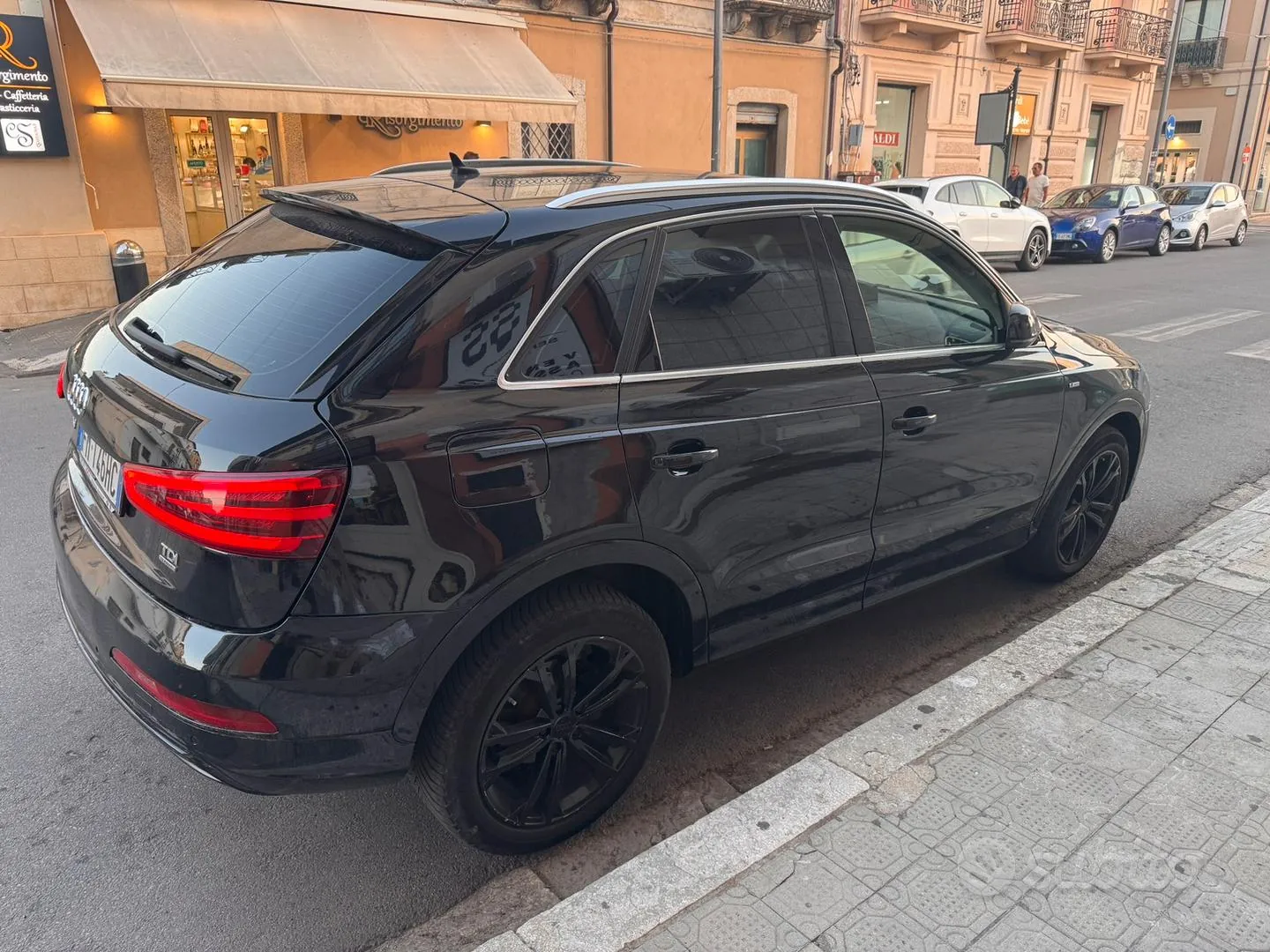 Audi Q3 2018 photo 3