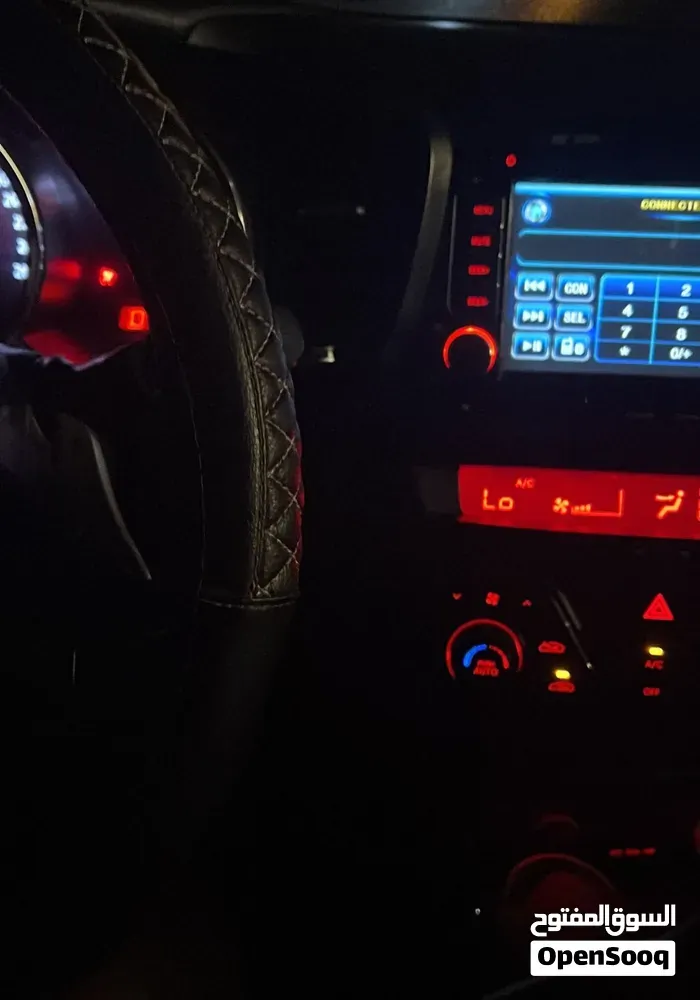 Kia Optima 2012 photo 2