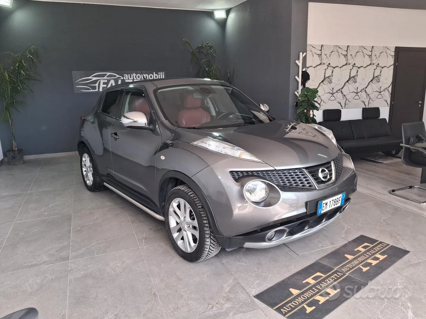 Nissan Juke 2012 photo 2