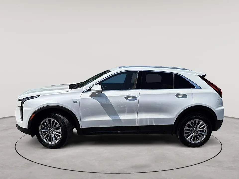 Cadillac Xt4 2024 photo 2