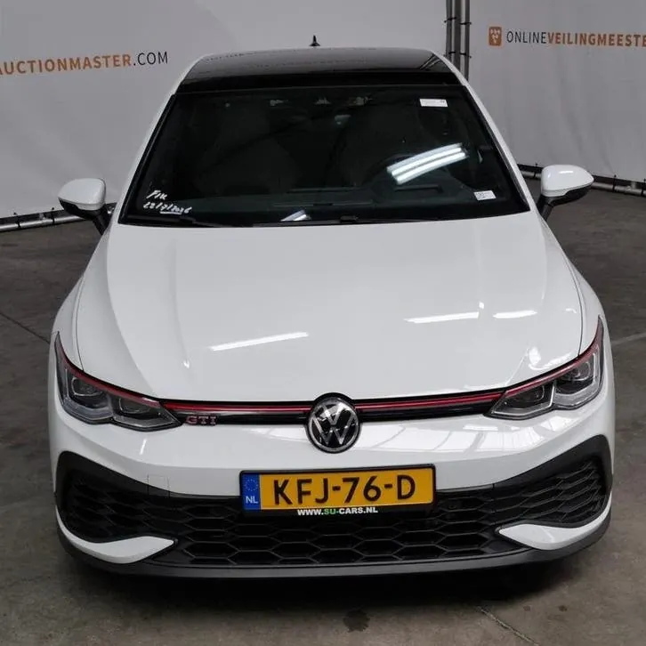 Volkswagen Golf 2021 photo 2