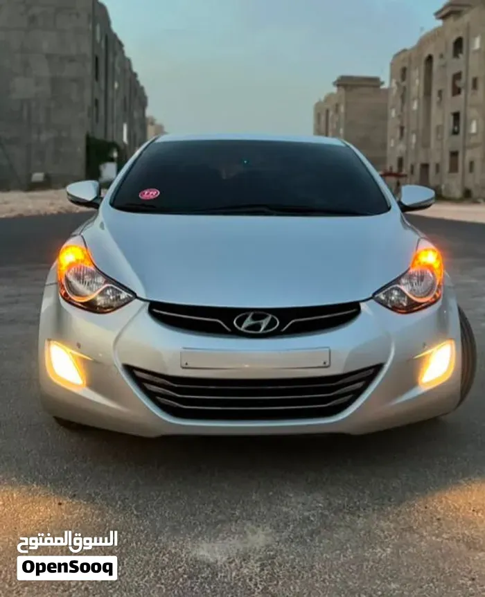 Hyundai Avante 2014 photo 2