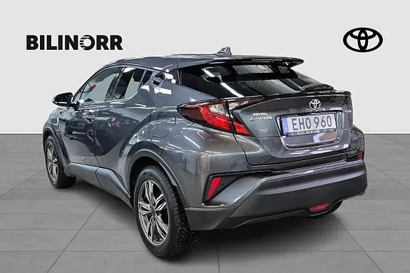 Toyota C-Hr 2021 photo 2