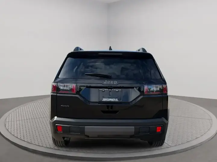 Jeep Cherokee 2026 photo 5